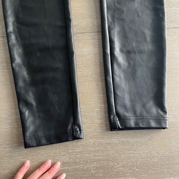 Black Leather Leggings - Picture 4 of 10